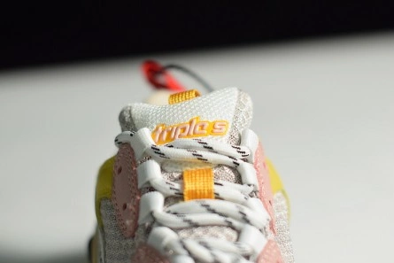 Value-driven Vibrant 5025 Balenciaga Triple S Cream Yellow Red 490672  w09O5  9035