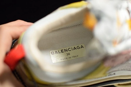 Value-driven Vibrant 5025 Balenciaga Triple S Cream Yellow Red 490672  w09O5  9035