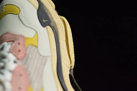 Value-driven Vibrant 5025 Balenciaga Triple S Cream Yellow Red 490672  w09O5  9035