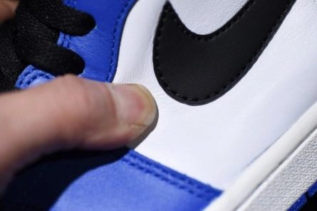 Price-wise Vibrant 6270 Jordan 1 Retro High Game Royal 555088-403