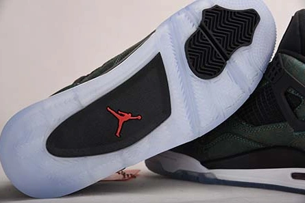Replica Vibrant 842 AIR JORDAN 4 RETRO LAKER GREEN AJ4-1043515
