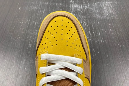 1:1 copy Vibrant 9654 Nike SB Dunk Low Newcastle Brown Ale  313170-741