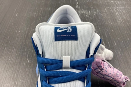 Value-driven WellDesigned 1545 Nike SB Dunk Low Born x Raised One Block At A Time FN7819-400