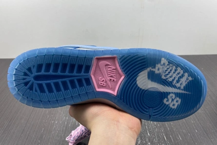 Value-driven WellDesigned 1545 Nike SB Dunk Low Born x Raised One Block At A Time FN7819-400