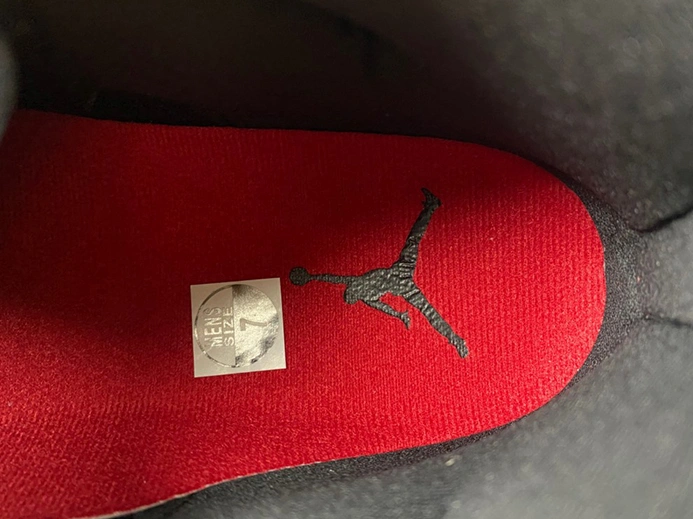Best-value WellDesigned 210 Air Jordan 11 WMNS “Bred Velvet” DB5457-061