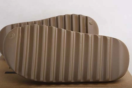 Lookalike WellDesigned 7219 ADIDAS YEEZY SLIDE  FV8425