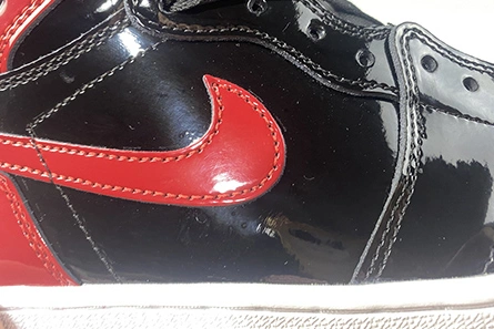 Style match WellDesigned 8239 Air Jordan 1 High OG “Bred Patent” 555088-063