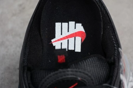 Non-authentic version WellDesigned 827 NIKE AIR MAX 97 OG  UNDFTD 