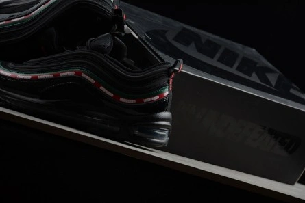 Non-authentic version WellDesigned 827 NIKE AIR MAX 97 OG  UNDFTD 