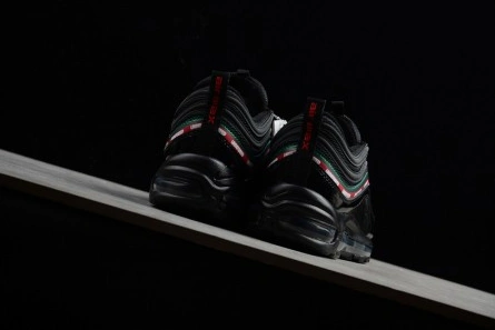 Non-authentic version WellDesigned 827 NIKE AIR MAX 97 OG  UNDFTD 