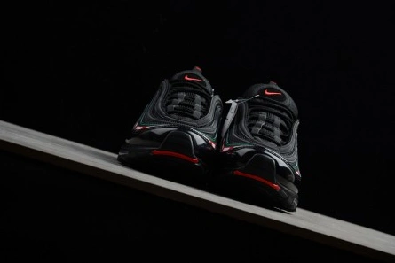 Non-authentic version WellDesigned 827 NIKE AIR MAX 97 OG  UNDFTD 