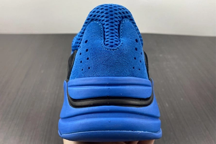 Lookalike WellDesigned 8925 Yeezy Boost 700 