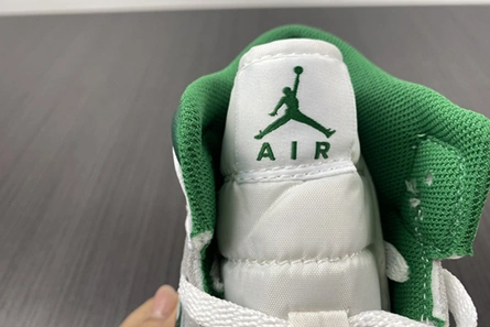 Mirror WellDesigned 9081 Jordan 1 Mid SE Grey Green  DC7294-103