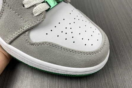 Mirror WellDesigned 9081 Jordan 1 Mid SE Grey Green  DC7294-103