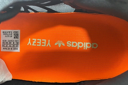 Non-authentic version YEEZY BOOST 350V2 MONO CINDER GX3791 SmartChoice 1214