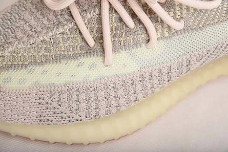 Yeezy Boost 350 V2 Citrin FW5318 Lightweight 4240