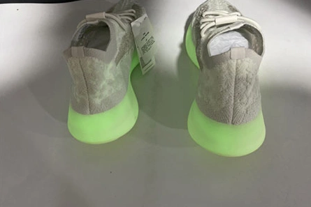 Pricetag-smart Yeezy Boost 380 “Calcite” GZ8668 Versatile 9228