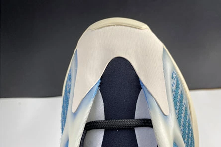Mirror Yeezy Boost 700 V3 GY0260 Bright 3631