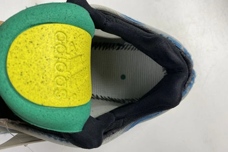 Mirror Yeezy Boost 700 V3 GY0260 Bright 3631