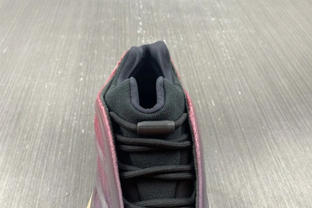 Lookalike adidas Yeezy 700 V3 Fade Carbon GW1814 Elegant 2130