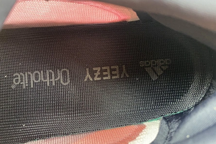 Lookalike adidas Yeezy 700 V3 Fade Carbon GW1814 Elegant 2130
