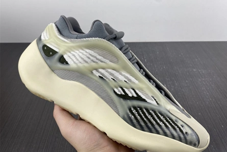 Inspired design adidas Yeezy 700 V3 Fade ID1674 StreetReady 1041