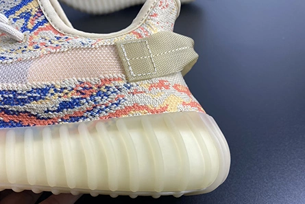 Style match adidas Yeezy Boost 350 V2 GW3773 Bold 5794