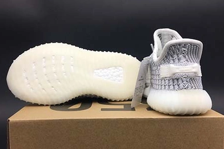 High-tier replica adidas Yeezy Boost 350 V2 Static KIDS YEEZY EF2905 AllSeason 2329