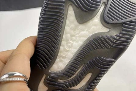 Deal-worthy adidas Yeezy Boost 380“Hylte Glow” FZ4990 Versatile 4437