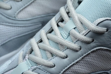Lookalike adidas Yeezy Boost 700 Compact 4986