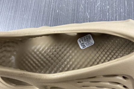 Master copy adidas Yeezy Foam RNNR Mist  GV6774 GoodFit 7039