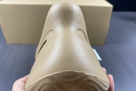 adidas Yeezy Foam RNNR Ochre  GW3354 UrbanStyle 5273