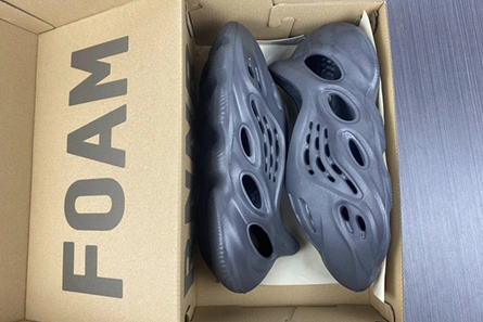Budget-friendly adidas Yeezy Foam RNNR Onyx  HP8739 Sophisticated 8990