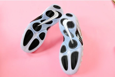 Parallel design nike AIR FOAMPOSITE PRO AS QS 