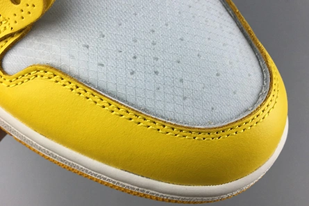 2019 AIR JORDAN 1 X OFF-WHITE NRG WHITE DARK POWDER YELLOW-CONE AQ0818-149 Sleek 1949