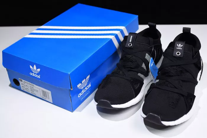 Vibrant ADIDAS CONSORTIUM X NAKED ARKYN W AC7669 1938
