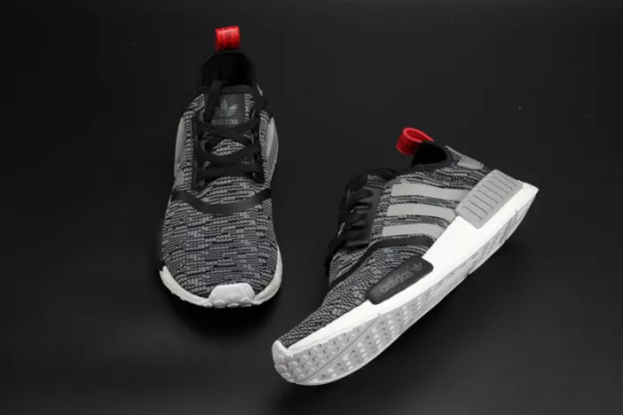 Comfortable ADIDAS NMD R1 GLITCH CAMO PACK BLACK   SOLID GREY  MENS BB2884 1836