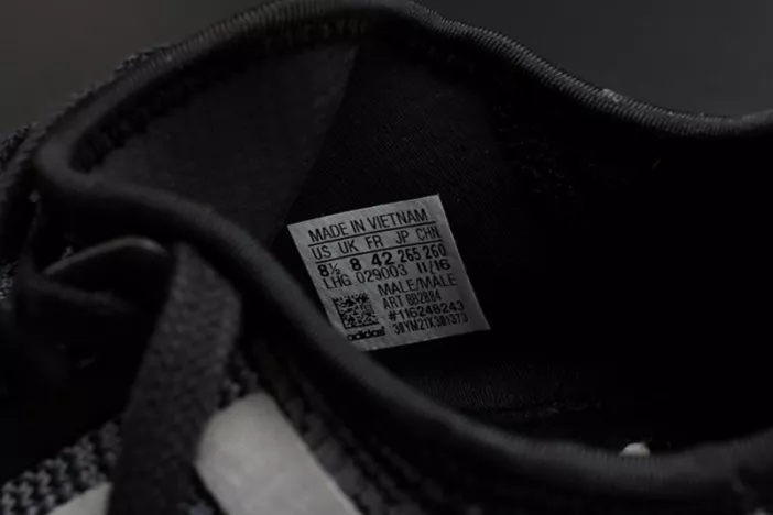 Comfortable ADIDAS NMD R1 GLITCH CAMO PACK BLACK   SOLID GREY  MENS BB2884 1836