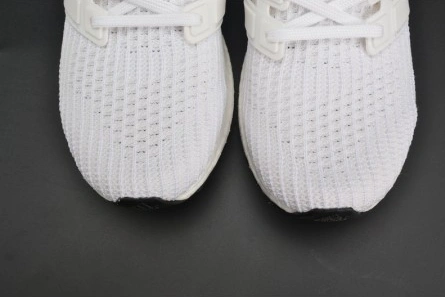 ADIDAS ULTRA BOOST 4.0 ALL WHITE BB6168 Minimalist 1900