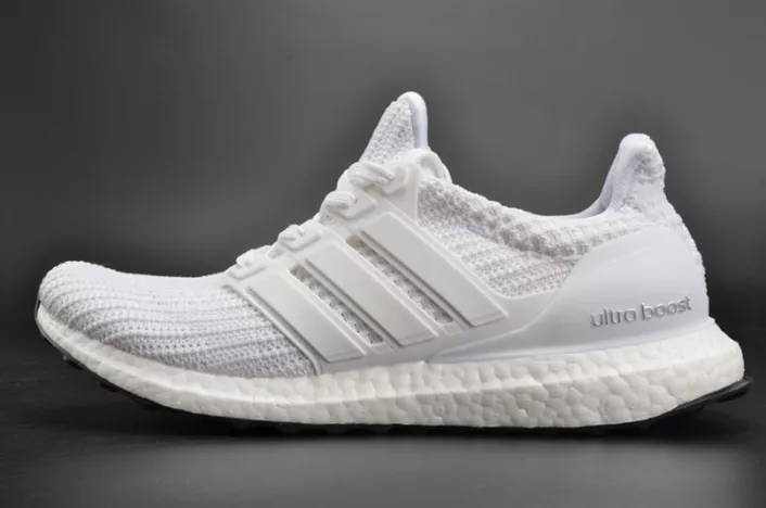 ADIDAS ULTRA BOOST 4.0 ALL WHITE BB6168 Minimalist 1900