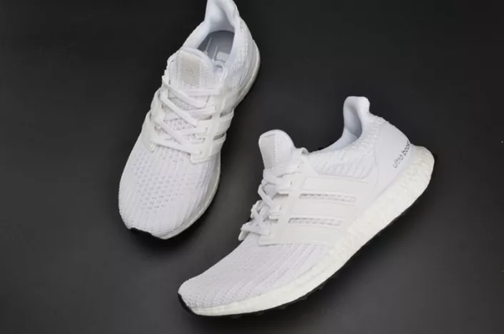 ADIDAS ULTRA BOOST 4.0 ALL WHITE BB6168 Minimalist 1900