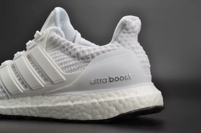 ADIDAS ULTRA BOOST 4.0 ALL WHITE BB6168 Minimalist 1900