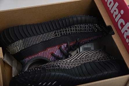 UrbanStyle ADIDAS YEEZY BOOST 350 V2 “YECHEIL” REFLECTIVE FX4145 1761