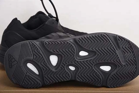 ADIDAS YEEZY BOOST 700 MNVN TRIPLE BLACK - FV4440 Classic 1697