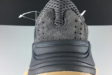 ADIDAS YEEZY BOOST 700 UTILITY BLACK - FV5304 Trendsetting 1734