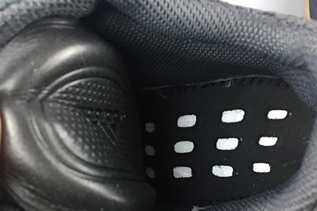ADIDAS YEEZY BOOST 700 UTILITY BLACK - FV5304 Trendsetting 1734