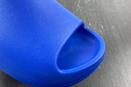 Unique ADIDAS YEEZY SLIDE ID4133 2093
