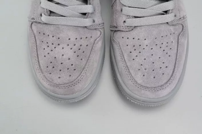 EyeCatching AIR JORDAN 1 RETRO HIGH BG (GS) wolf grey womens 705300-031 305