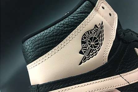 AIR JORDAN 1 RETRO HIGH OG 'CRIMSON TINT' 555088-081 Resilient 264