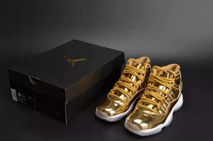 Refined AIR JORDAN 11 RETRO P1NNACLE GOLD womens 378038-103 711